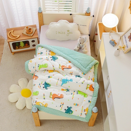 91家纺网 家纺一手货源 找家纺 嗨生活 2023年新款针织棉豆豆被儿童被单人被幼儿园被子 漫画恐龙