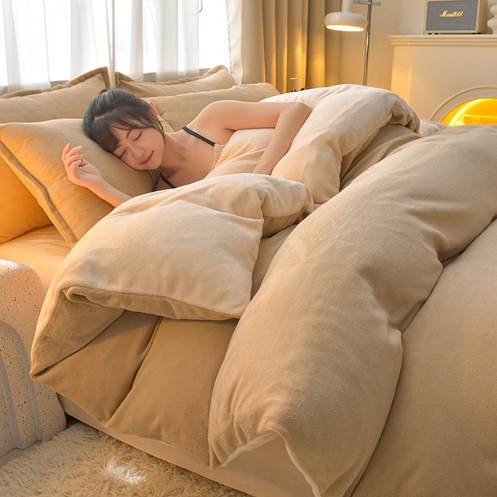 91家纺网 家纺一手货源 找家纺 简爱2025新款纯色双拼牛奶绒四件套被套（跑量款）直播 卡其奶油