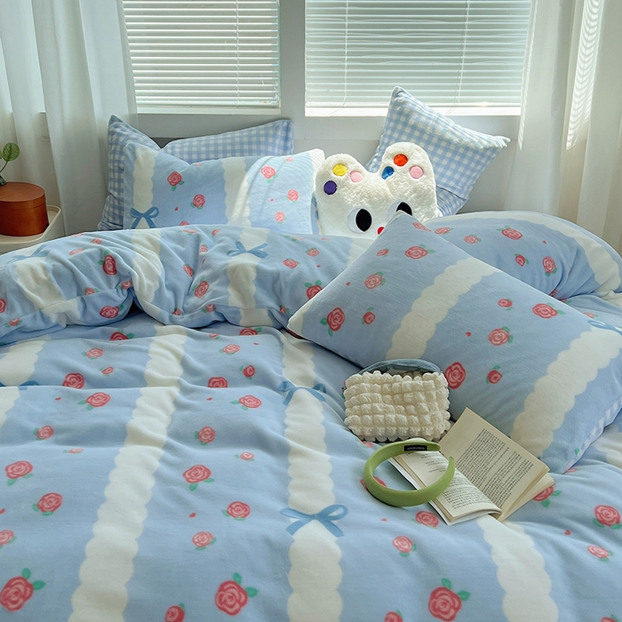 91家纺网 家纺一手货源 找家纺 三朵家纺 2023年牛奶绒小清新系列四件套 玫瑰花园