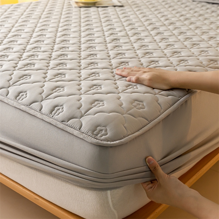 91家纺网 家纺一手货源 找家纺 慕色家纺 2023新款防水大豆夹棉床笠 向阳花-浅灰