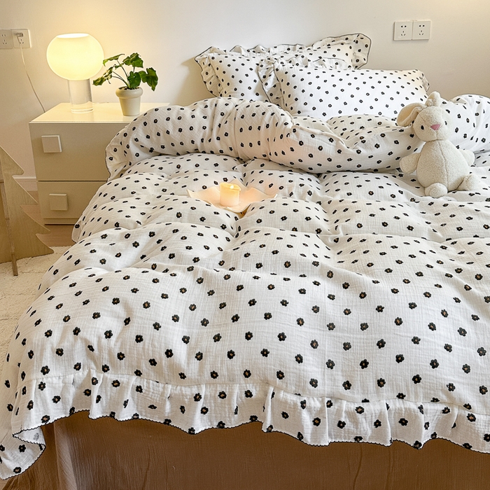 91家纺网 家纺一手货源 找家纺 淑女公社 2024新款A类水洗棉皱皱纱花边款四件套 小花朵