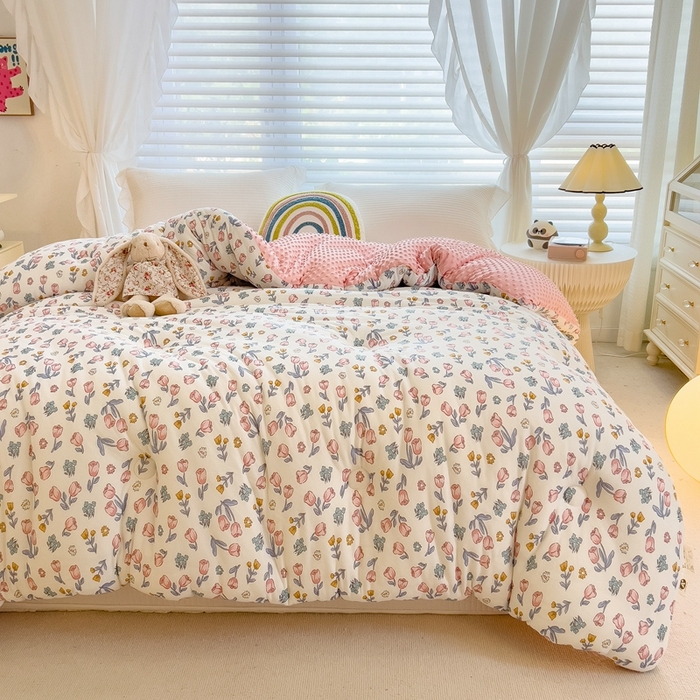 91家纺网 家纺一手货源 找家纺 米菲2023新款A类针织棉豆豆被冬被春秋被被芯被子 百花香