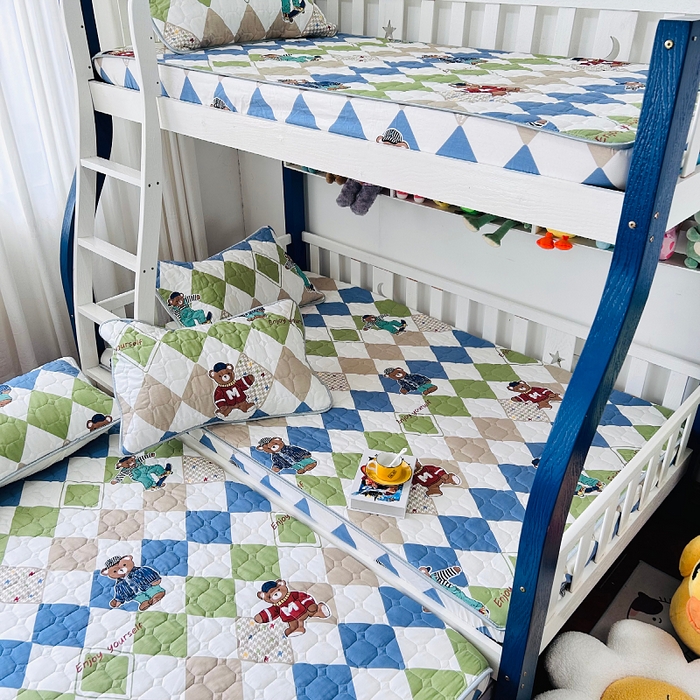 91家纺网 家纺一手货源 找家纺 小虾米 2023新款全棉卡通上下床夹棉系列床笠 欢乐熊