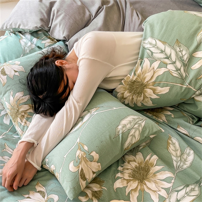 91家纺网 家纺一手货源 找家纺 棉乐町家居 2025新款全棉长绒棉磨毛四件套 花香溢梦-绿