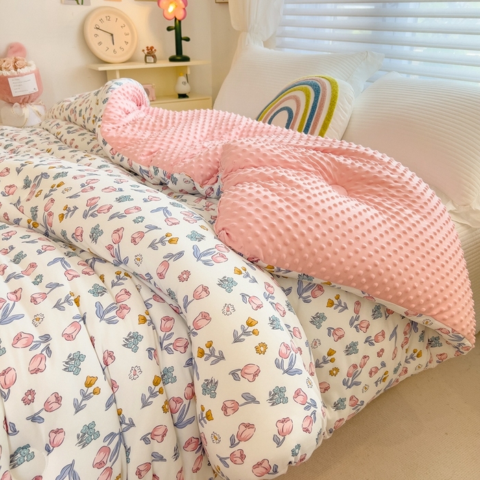 91家纺网 家纺一手货源 找家纺 米菲2023新款A类针织棉豆豆被冬被春秋被被芯被子 百花香