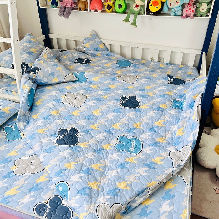 91家纺网 家纺一手货源 找家纺 小虾米 2023新款全棉卡通上下床夹棉系列被套 千鸟格