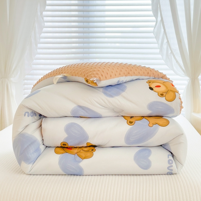 91家纺网 家纺一手货源 找家纺 米菲2023新款A类针织棉豆豆被冬被春秋被被芯被子 快乐熊