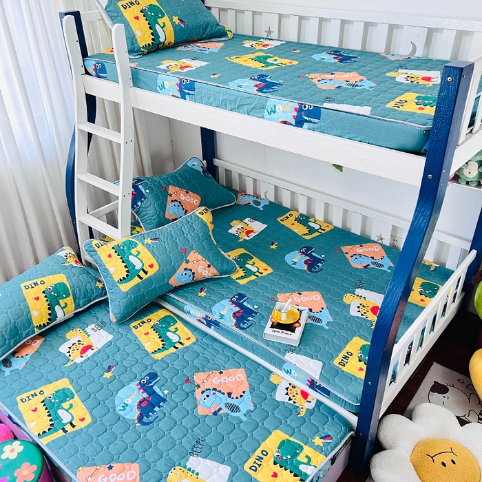 91家纺网 家纺一手货源 找家纺 小虾米 2023新款全棉卡通上下床夹棉系列床笠 恐龙家族绿