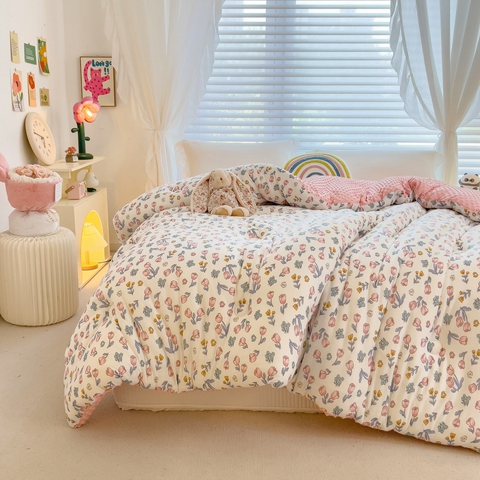 91家纺网 家纺一手货源 找家纺 米菲2023新款A类针织棉豆豆被冬被春秋被被芯被子 百花香