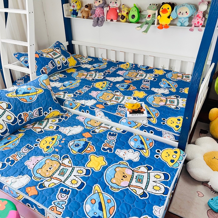 91家纺网 家纺一手货源 找家纺 小虾米 2023新款全棉卡通上下床夹棉系列床笠 宇宙空间站