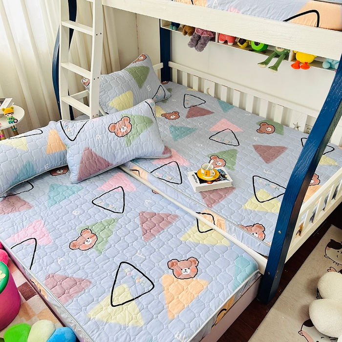 91家纺网 家纺一手货源 找家纺 小虾米 2023新款全棉卡通上下床夹棉系列床笠 淘气熊