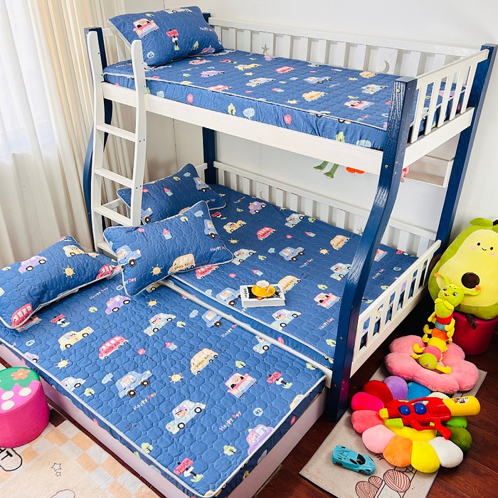 91家纺网 家纺一手货源 找家纺 小虾米 2023新款全棉卡通上下床夹棉系列床笠 宝宝巴士蓝