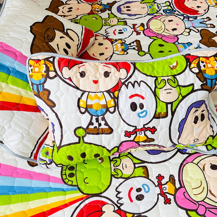 91家纺网 家纺一手货源 找家纺 小虾米 2023新款全棉卡通上下床夹棉系列床笠 巴斯光年