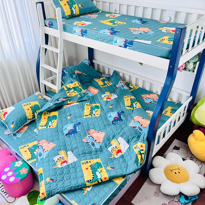 91家纺网 家纺一手货源 找家纺 小虾米 2023新款全棉卡通上下床夹棉系列被套 恐龙家族绿