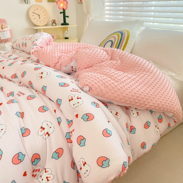 91家纺网 家纺一手货源 找家纺 米菲2023新款A类针织棉豆豆被冬被春秋被被芯被子 0草莓兔