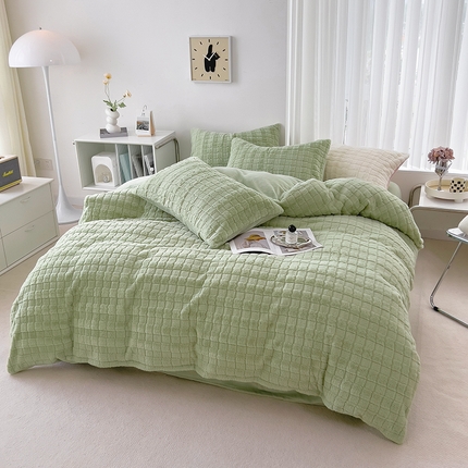 丝印良品 2023秋冬新款320克兔兔绒四件套 清新绿