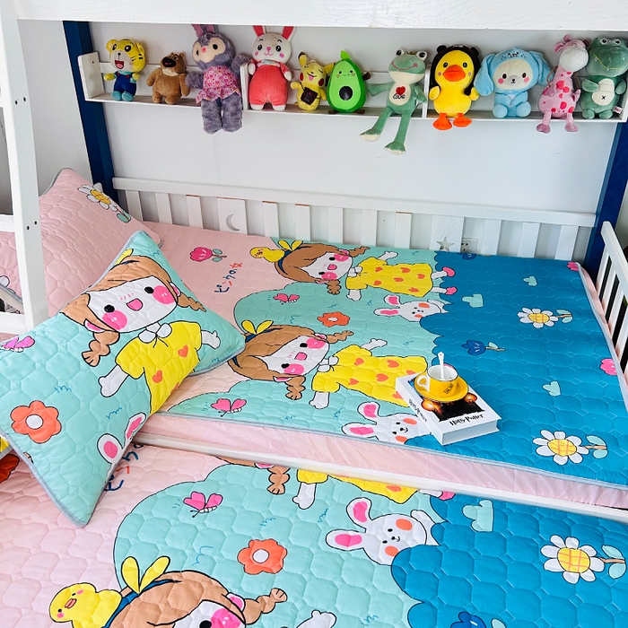 91家纺网 家纺一手货源 找家纺 小虾米 2023新款全棉卡通上下床夹棉系列床笠 可爱女孩