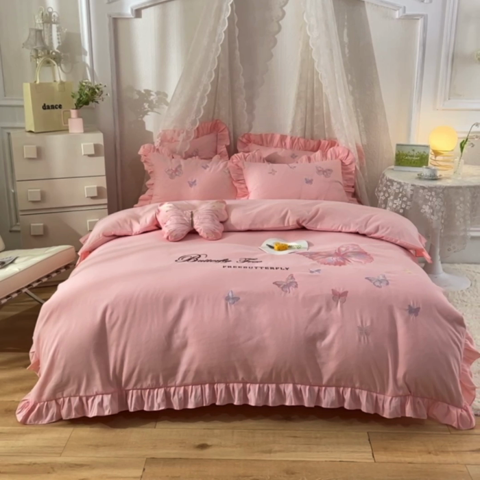 91家纺网 家纺一手货源 找家纺 丝印良品 2023新款秋冬保暖云锦棉刺绣花边羽蝶系列四件套 羽蝶-玉色