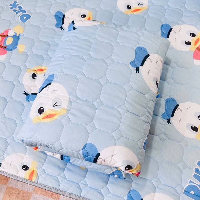 91家纺网 家纺一手货源 找家纺 小虾米 2023新款全棉卡通上下床夹棉系列被套 海军鸭