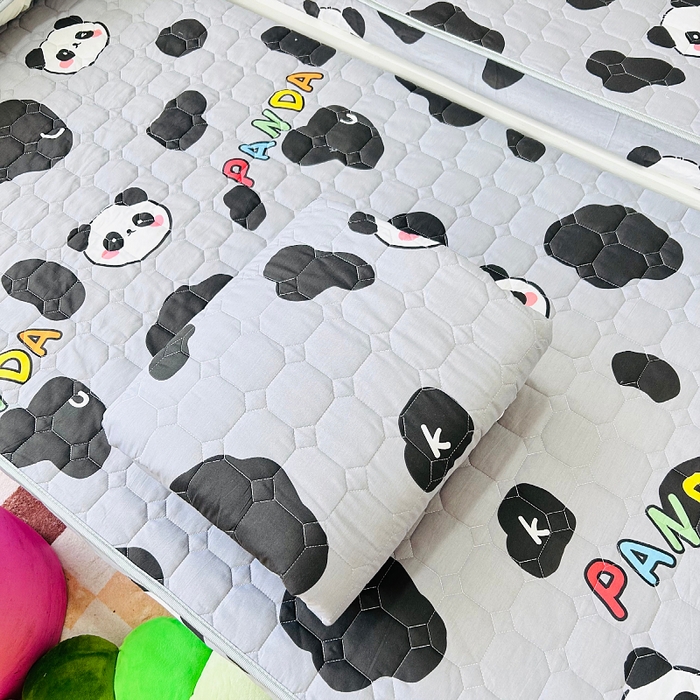 91家纺网 家纺一手货源 找家纺 小虾米 2023新款全棉卡通上下床夹棉系列被套 熊猫宝贝