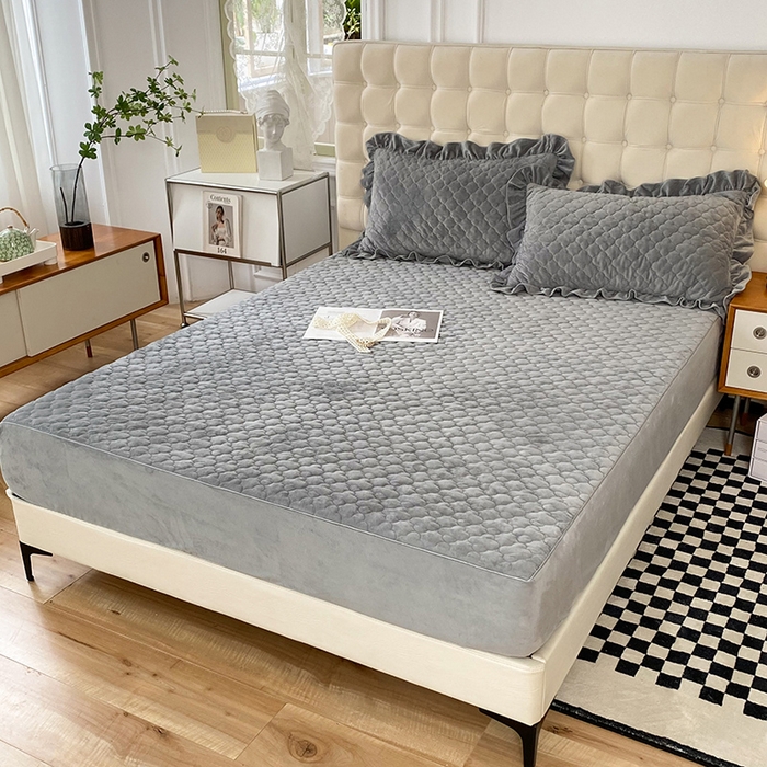 91家纺网 家纺一手货源 找家纺 7V 2023新款宝宝绒床笠牛奶绒360度全包围床笠 高级灰