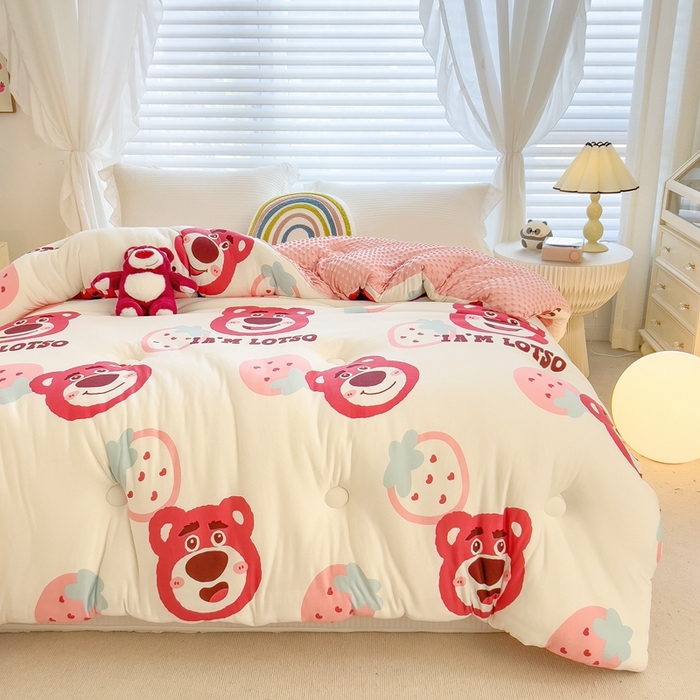 91家纺网 家纺一手货源 找家纺 米菲2023新款A类针织棉豆豆被冬被春秋被被芯被子 草莓熊