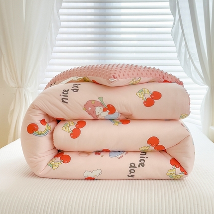 91家纺网 家纺一手货源 找家纺 米菲2023新款A类针织棉豆豆被冬被春秋被被芯被子 樱桃小丸子