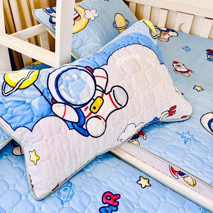 91家纺网 家纺一手货源 找家纺 小虾米 2023新款全棉卡通上下床夹棉系列床笠 探索星球