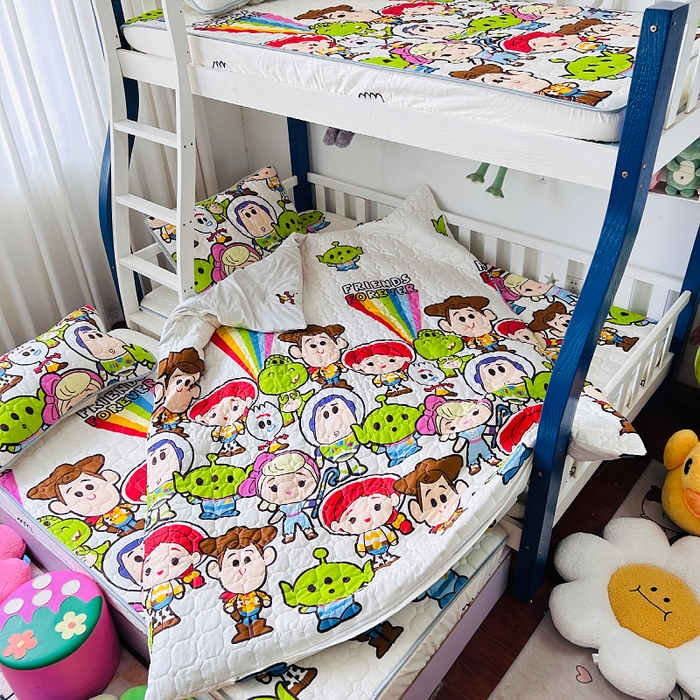 91家纺网 家纺一手货源 找家纺 小虾米 2023新款全棉卡通上下床夹棉系列被套 巴斯光年