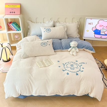 91家纺网 家纺一手货源 找家纺 （总）海岛哥哥 2024新款华夫格牛奶绒毛巾刺绣绒四件套