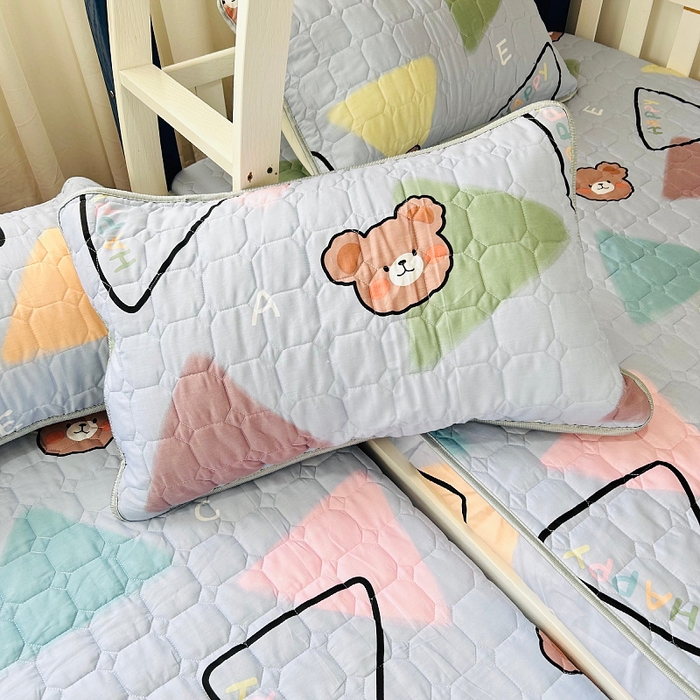 91家纺网 家纺一手货源 找家纺 小虾米 2023新款全棉卡通上下床夹棉系列床笠 淘气熊