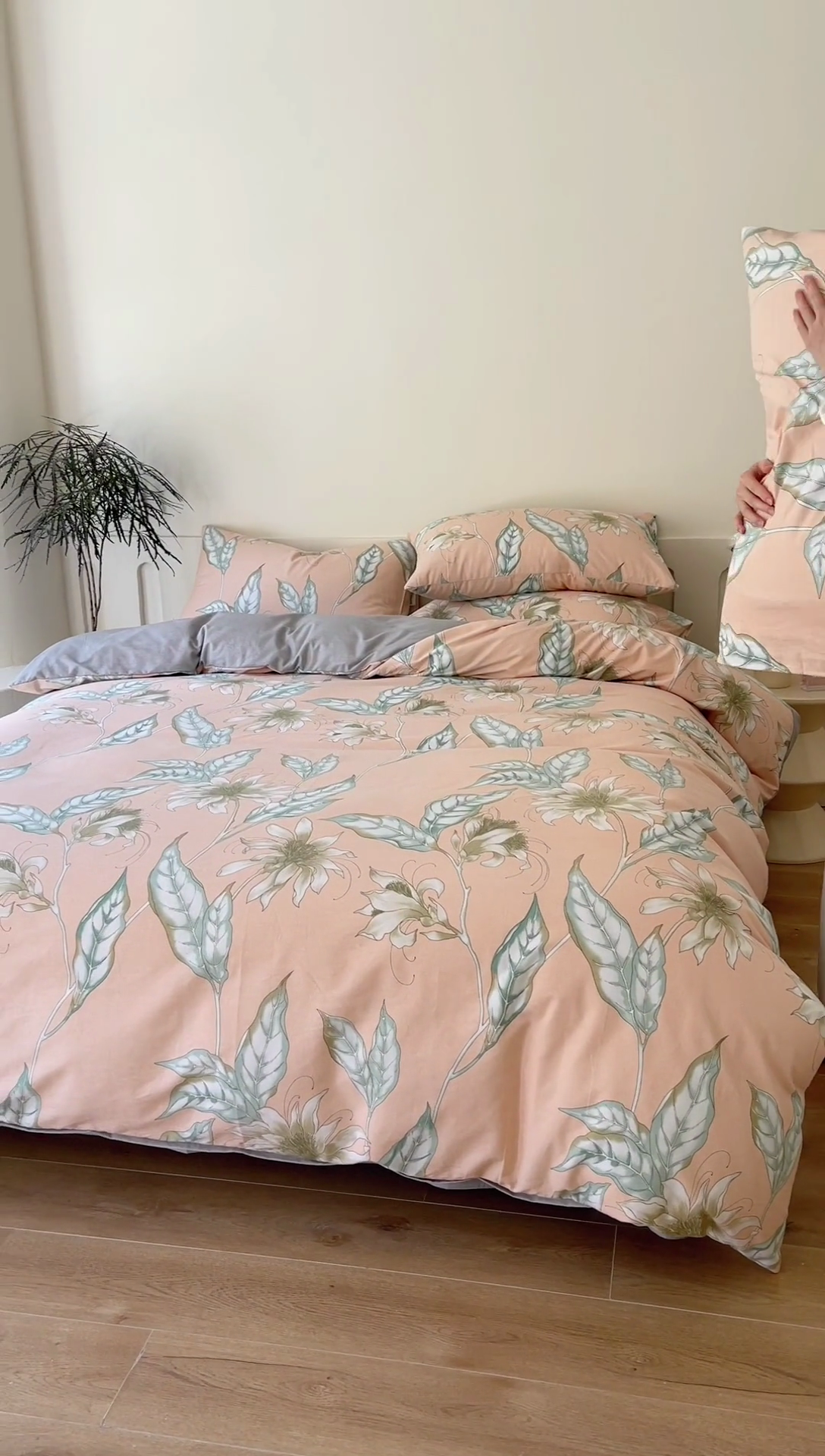 91家纺网 家纺一手货源 找家纺 棉乐町家居 2025新款全棉长绒棉磨毛四件套 花香溢梦-玉