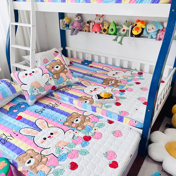 91家纺网 家纺一手货源 找家纺 小虾米 2023新款全棉卡通上下床夹棉系列床笠 天真小兔