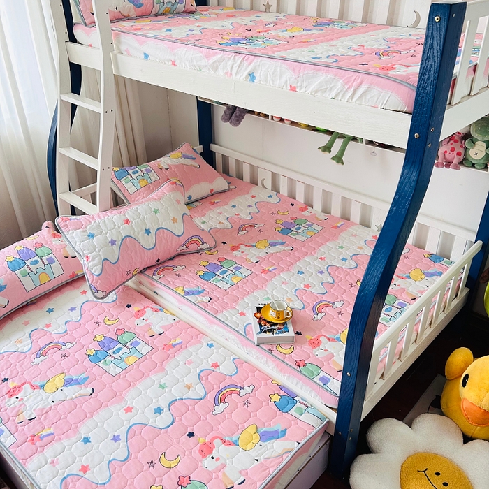 91家纺网 家纺一手货源 找家纺 小虾米 2023新款全棉卡通上下床夹棉系列床笠 甜甜的梦粉