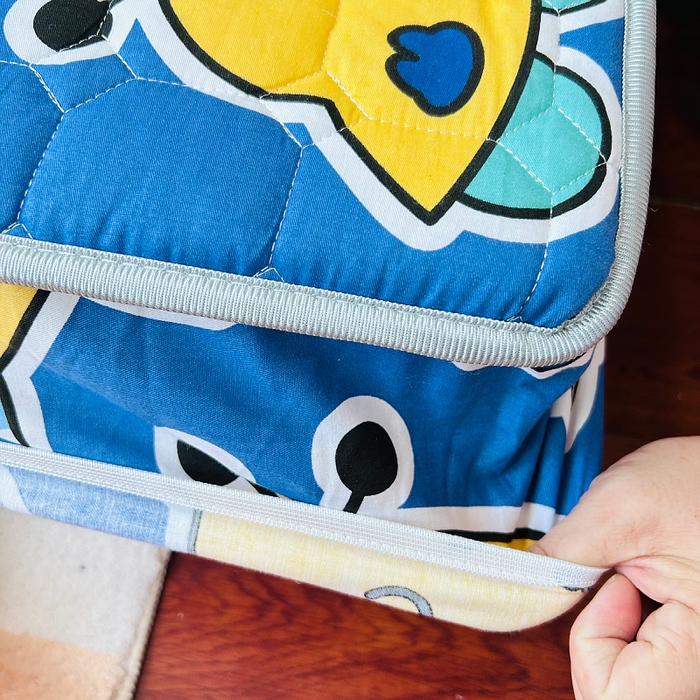 91家纺网 家纺一手货源 找家纺 小虾米 2023新款全棉卡通上下床夹棉系列床笠 宇宙空间站