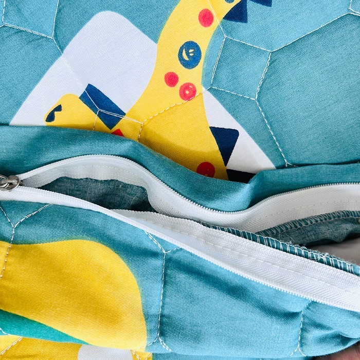 91家纺网 家纺一手货源 找家纺 小虾米 2023新款全棉卡通上下床夹棉系列被套 恐龙家族绿