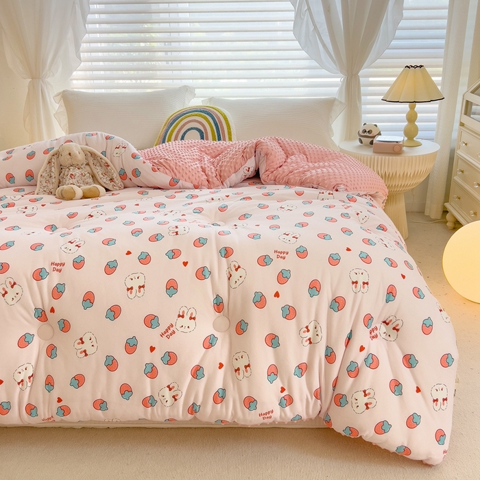 91家纺网 家纺一手货源 找家纺 米菲2023新款A类针织棉豆豆被冬被春秋被被芯被子 0草莓兔