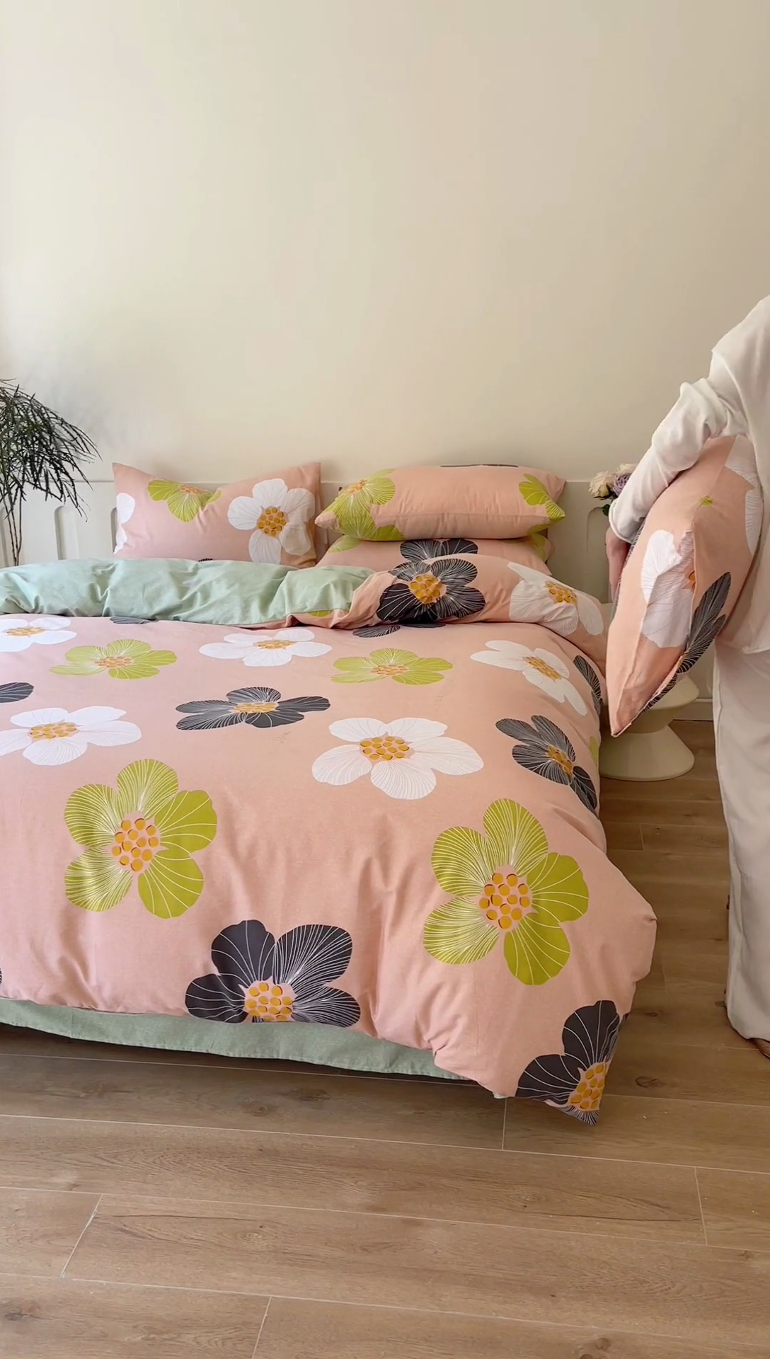 91家纺网 家纺一手货源 找家纺 棉乐町家居 2025新款全棉长绒棉磨毛四件套 朵娜