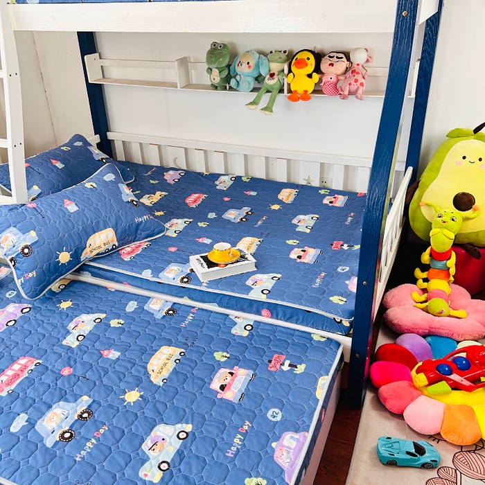 91家纺网 家纺一手货源 找家纺 小虾米 2023新款全棉卡通上下床夹棉系列床笠 宝宝巴士蓝