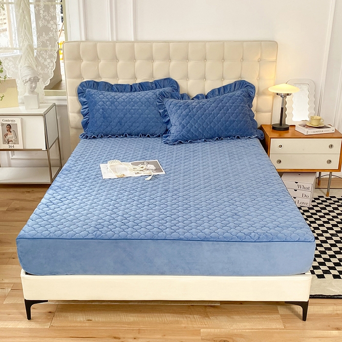 91家纺网 家纺一手货源 找家纺 7V 2023新款宝宝绒床笠牛奶绒360度全包围床笠 深海蓝