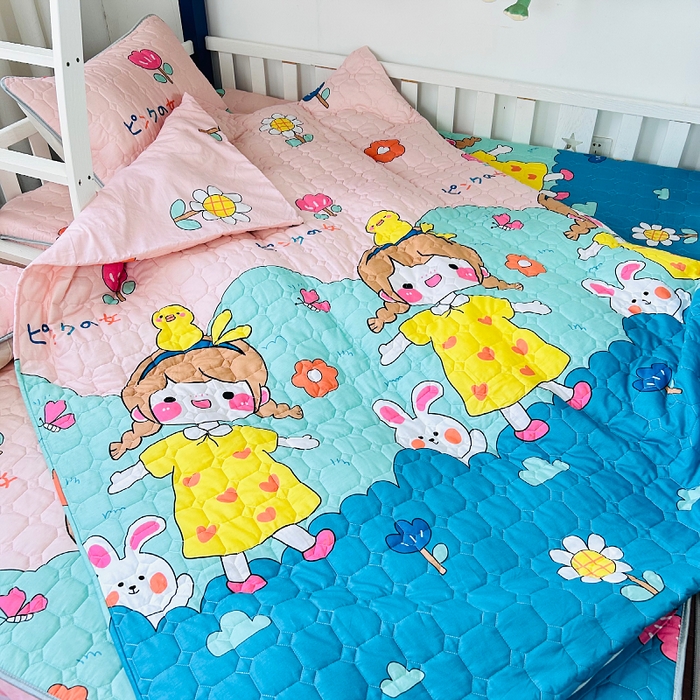 91家纺网 家纺一手货源 找家纺 小虾米 2023新款全棉卡通上下床夹棉系列被套 可爱女孩