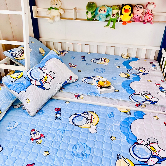 91家纺网 家纺一手货源 找家纺 小虾米 2023新款全棉卡通上下床夹棉系列床笠 探索星球