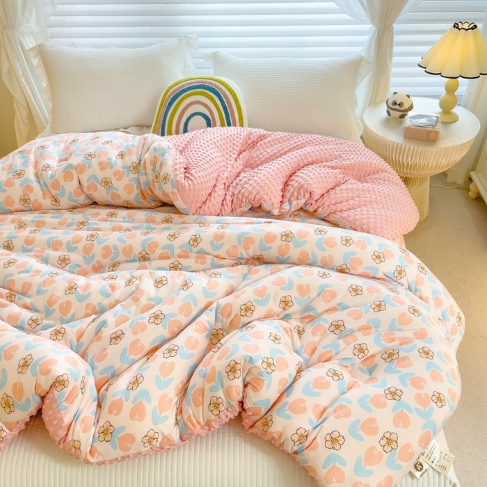 91家纺网 家纺一手货源 找家纺 米菲2023新款A类针织棉豆豆被冬被春秋被被芯被子 花颜