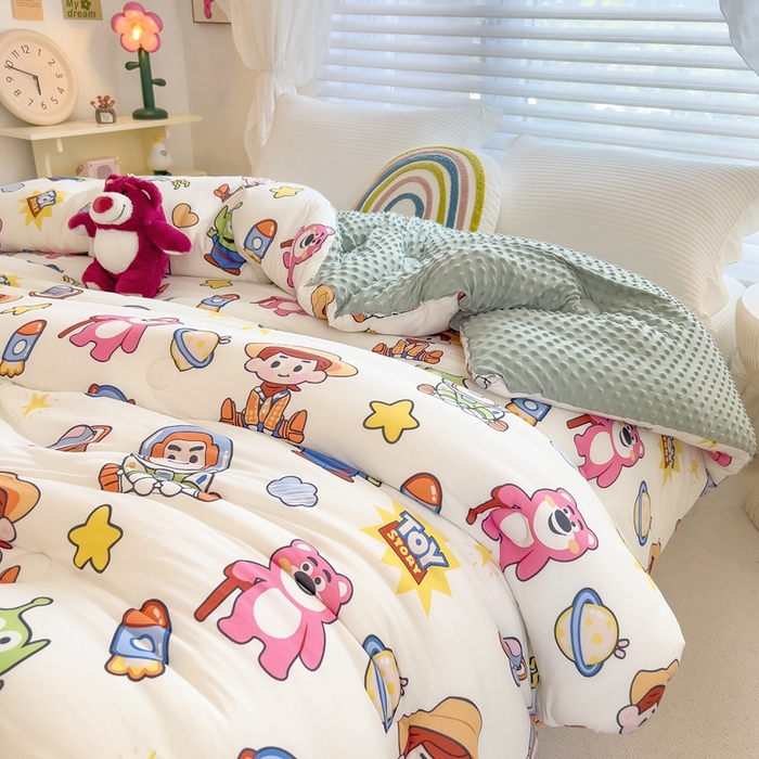 91家纺网 家纺一手货源 找家纺 米菲2023新款A类针织棉豆豆被冬被春秋被被芯被子 0欢乐总动员