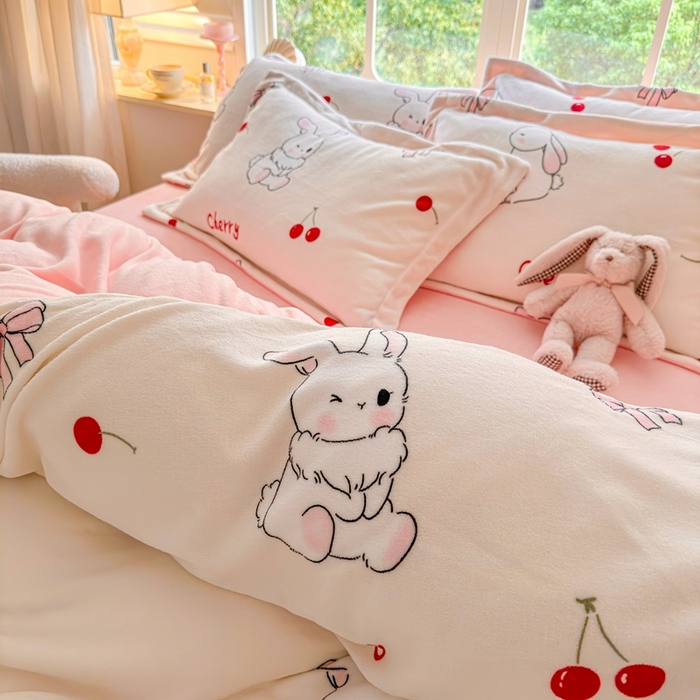 91家纺网 家纺一手货源 找家纺 （总）呗旺鹿 2023新款高克重加厚印花牛奶绒四件套直播