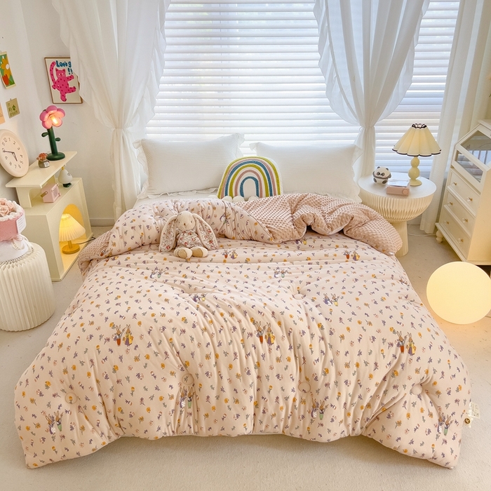 91家纺网 家纺一手货源 找家纺 米菲2023新款A类针织棉豆豆被冬被春秋被被芯被子 花卉兔