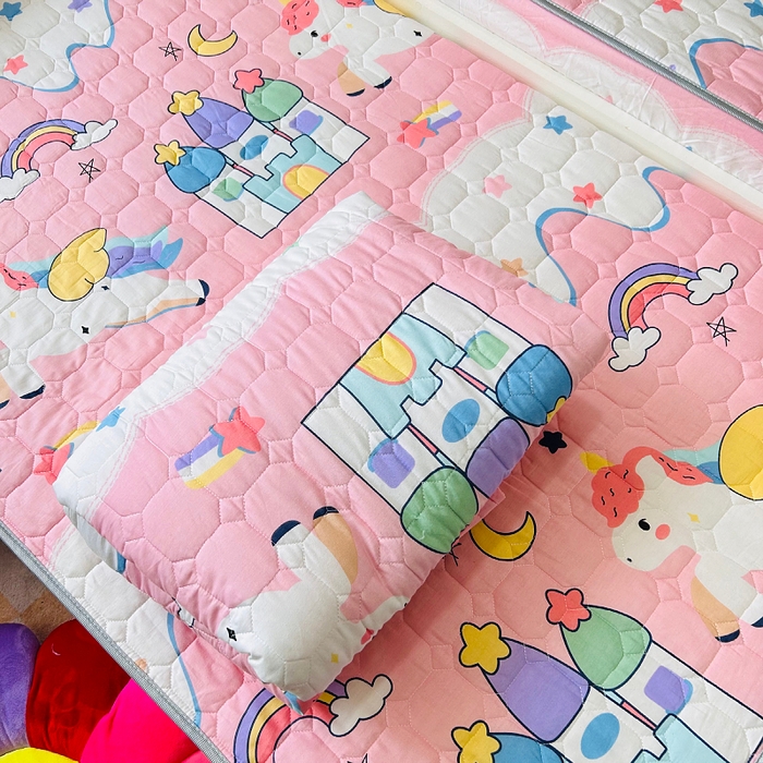 91家纺网 家纺一手货源 找家纺 小虾米 2023新款全棉卡通上下床夹棉系列被套 甜甜的梦粉