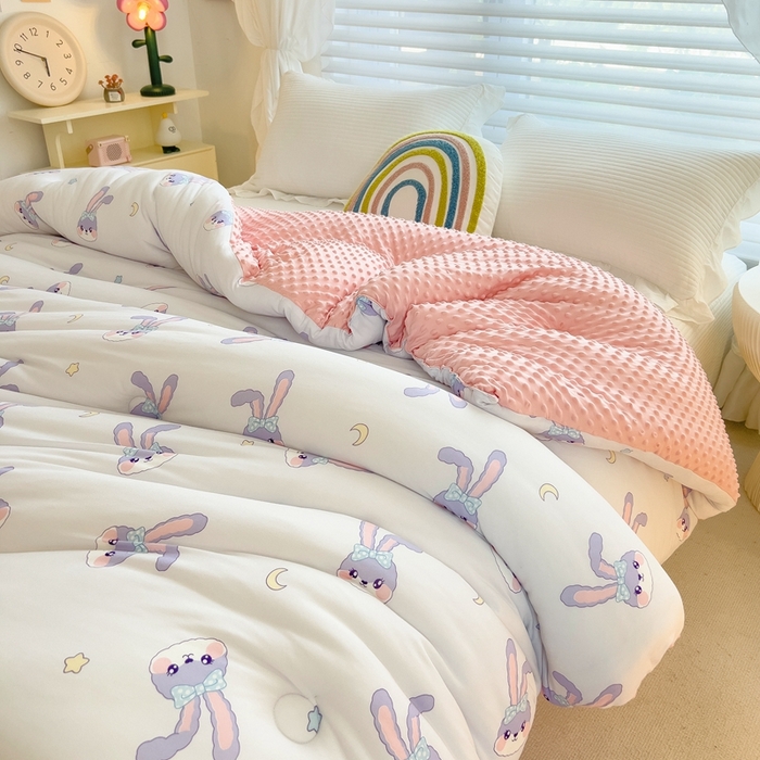 91家纺网 家纺一手货源 找家纺 米菲2023新款A类针织棉豆豆被冬被春秋被被芯被子 星兔兔