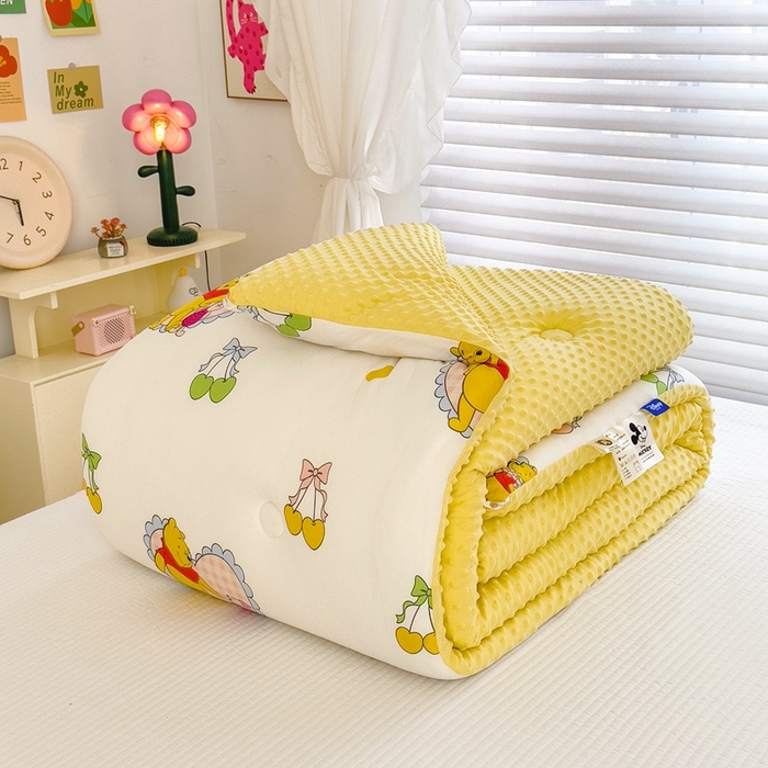 91家纺网 家纺一手货源 找家纺 米菲2023新款A类针织棉豆豆被冬被春秋被被芯被子 0维尼熊