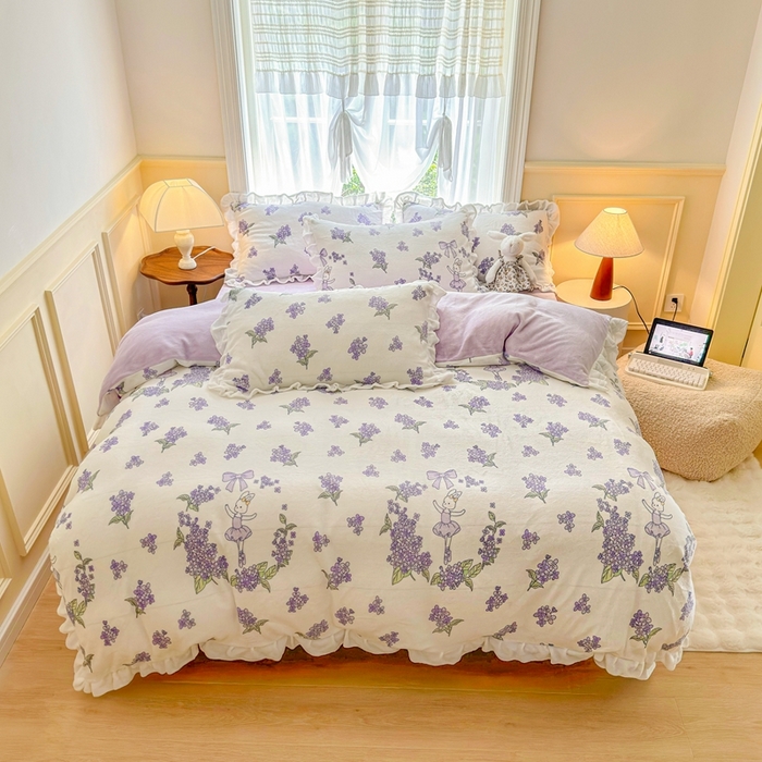 91家纺网 家纺一手货源 找家纺 呗旺鹿 2023新款高克重荷叶边印花牛奶绒四件套直播 安妮